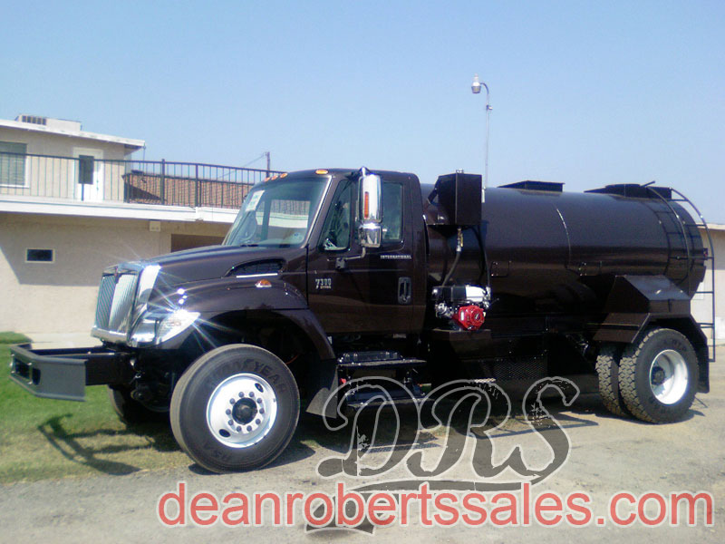 CUSTOM SEALCOAT TANKS AND TRUCKS, ANY SIZE BY DEAN ROBERTS SALES.