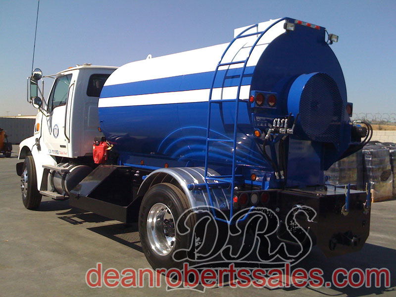 CUSTOM SEALCOAT TANKS AND TRUCKS, ANY SIZE BY DEAN ROBERTS SALES.