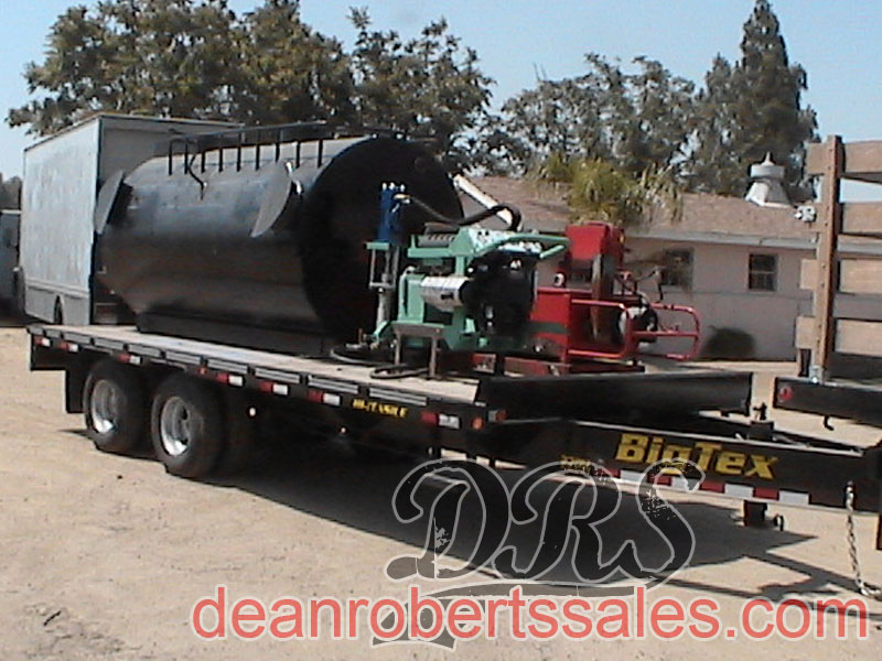 CUSTOM SPECIALTY SEALCOAT TANKS TRUCKS AND HELICAL MIXERS BY DEAN ROBERTS SALES.