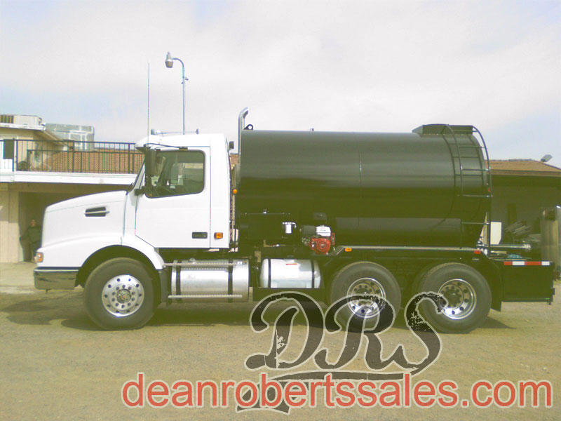 CUSTOM TRUCK MOUNTED SEAL COAT TANKS BY DEAN ROBERTS SALES 