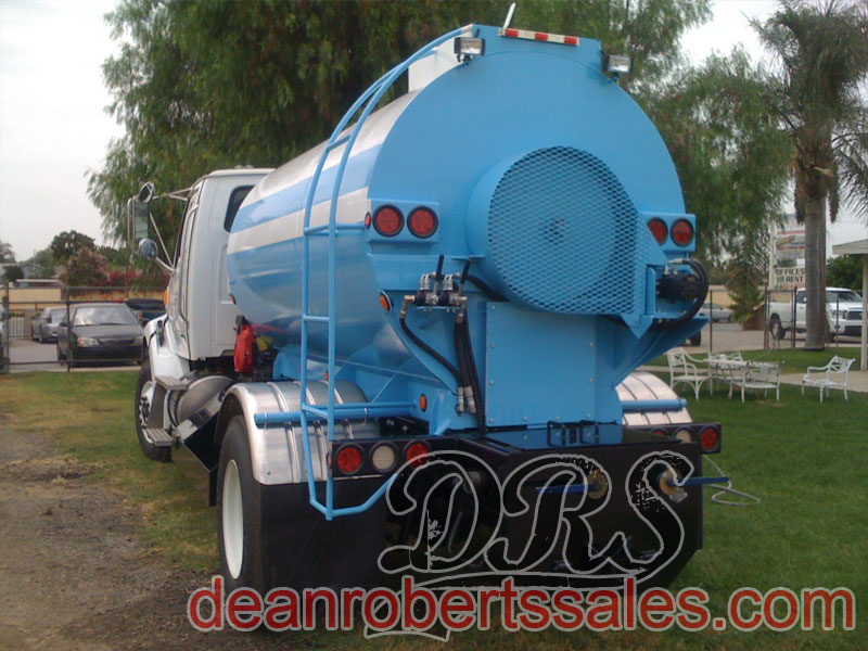 CUSTOM TRUCK MOUNTED SEAL COAT TANKS BY DEAN ROBERTS SALES 